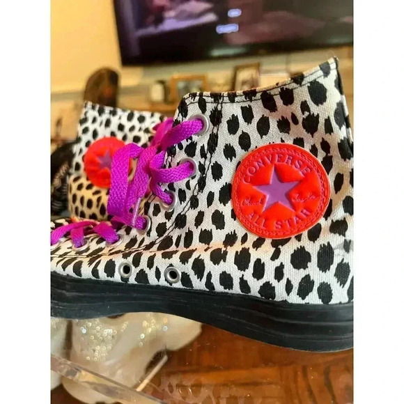 CONVERSE ALL STAR high top animal print with neon accent size 8 - Picture 4 of 9